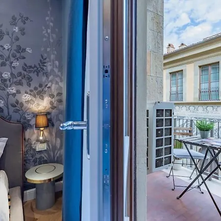 Rinascimento Luxury In * Florence